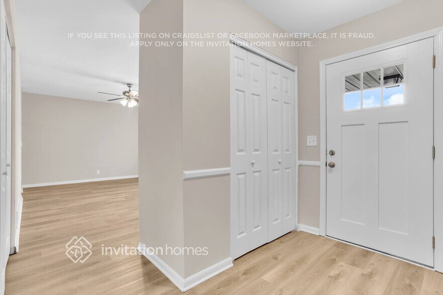 Building Photo - 574 Stonewood Dr