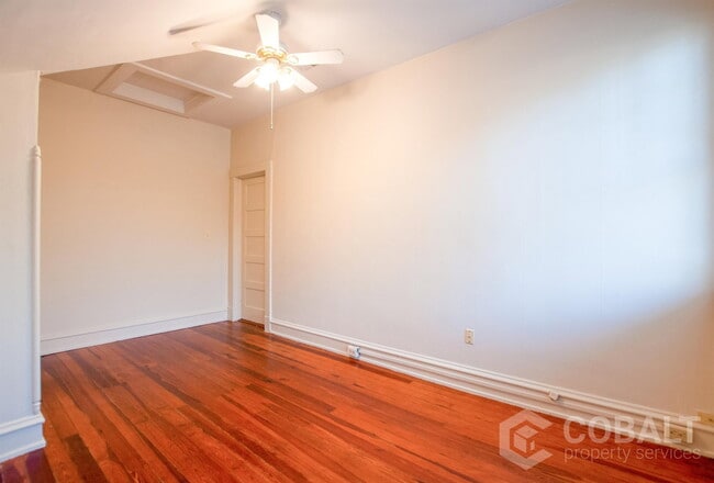 Building Photo - 867 Rosedale Rd NE