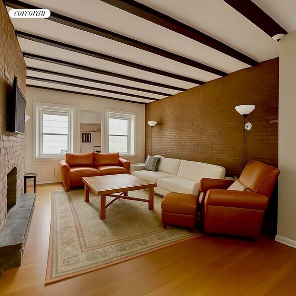 Primary Photo - 349 W 30th St