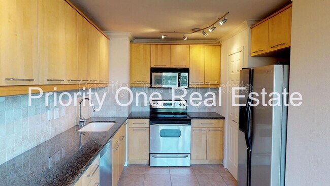 Building Photo - 3939 Illinois St