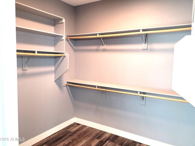 Building Photo - 4058 E Aspen Way