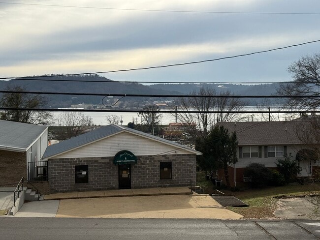Building Photo - Guntersville, AL Home for Rent!