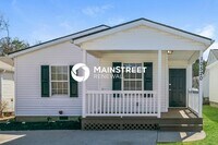 Building Photo - 3 Bedroom Pet-Friendly Home in KNOXVILLE, TN with Main Street Renewal