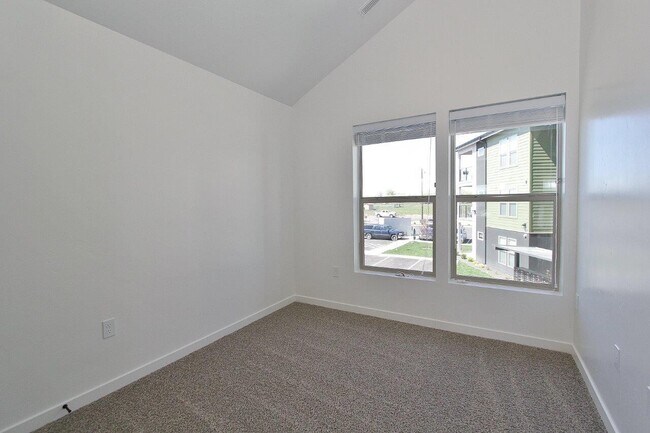 Building Photo - 3912 S Brian Ave Caldwell