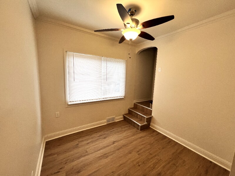 Building Photo - 3323 Halsted St