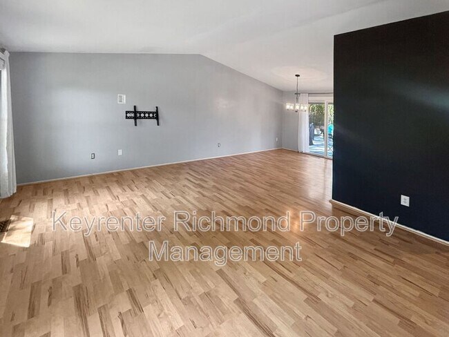 Building Photo - 4312 Gladewater Rd