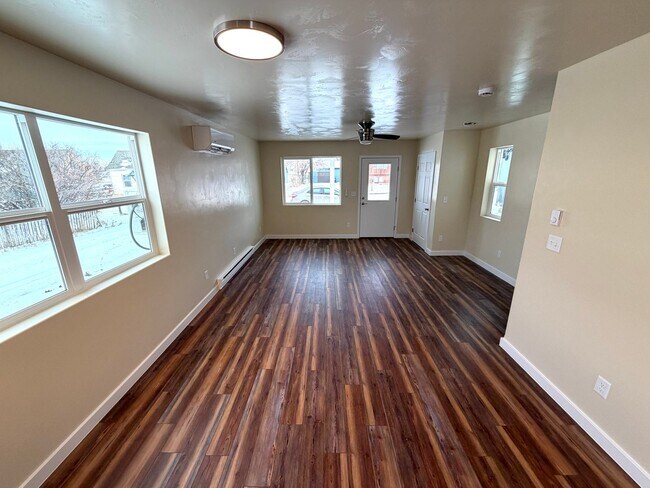 Building Photo - 1904 N Harris St