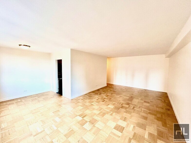 Building Photo - East 79th Street