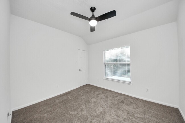 Building Photo - 3219 Brinton Trails Ln