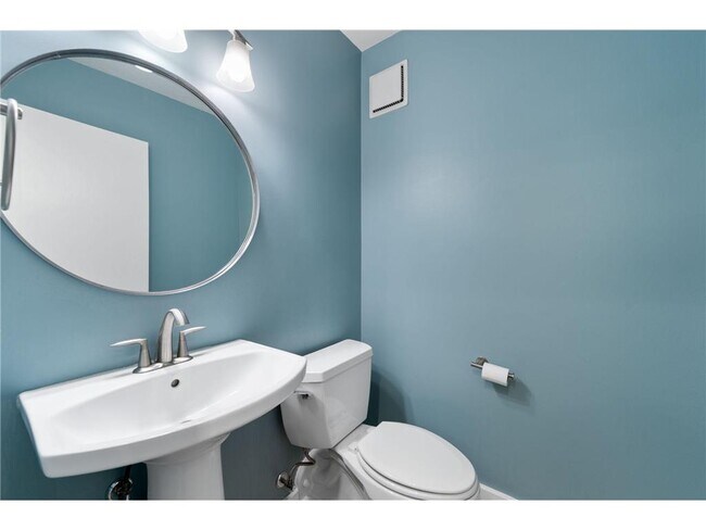 Building Photo - 1200 Nicollet Mall