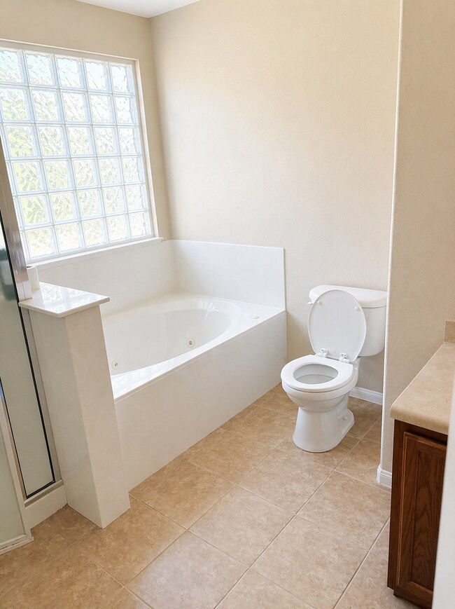 Building Photo - AVAILABLE SOON; APPLY TODAY ON OUR WEBSITE!!