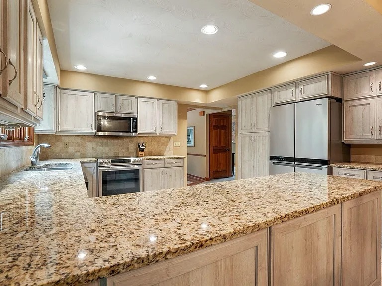 Building Photo - 7832 Country Brook Ln