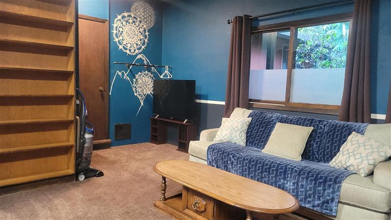 Building Photo - 55264 Short Shadow Ln