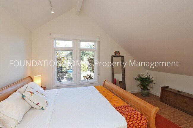 Building Photo - 62 Miwok Dr