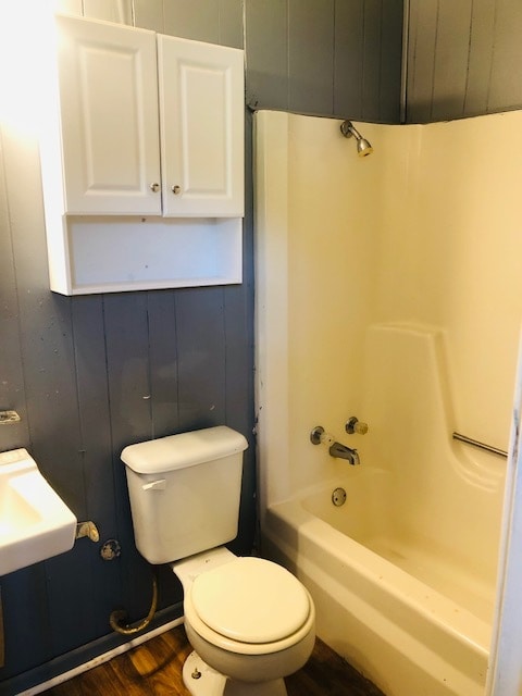 Building Photo - 2661 Green Tee Rd