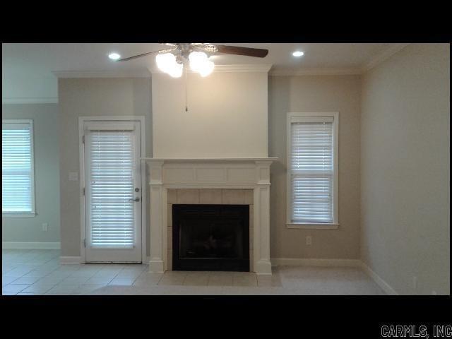 Building Photo - 31 Congressional Dr