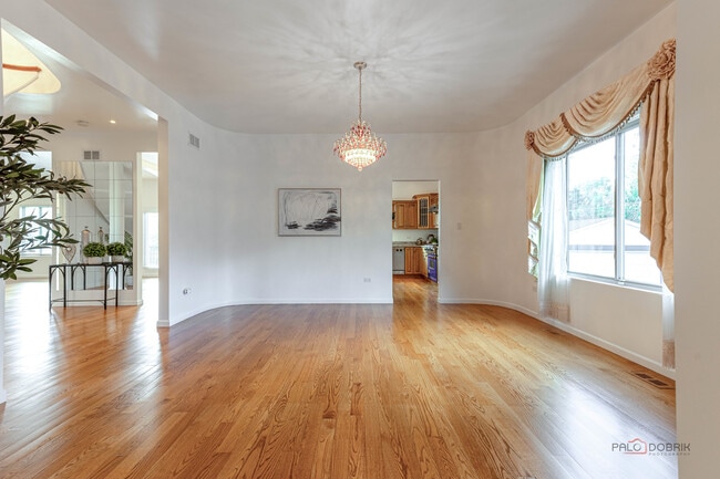 Building Photo - 20772 N William Ave