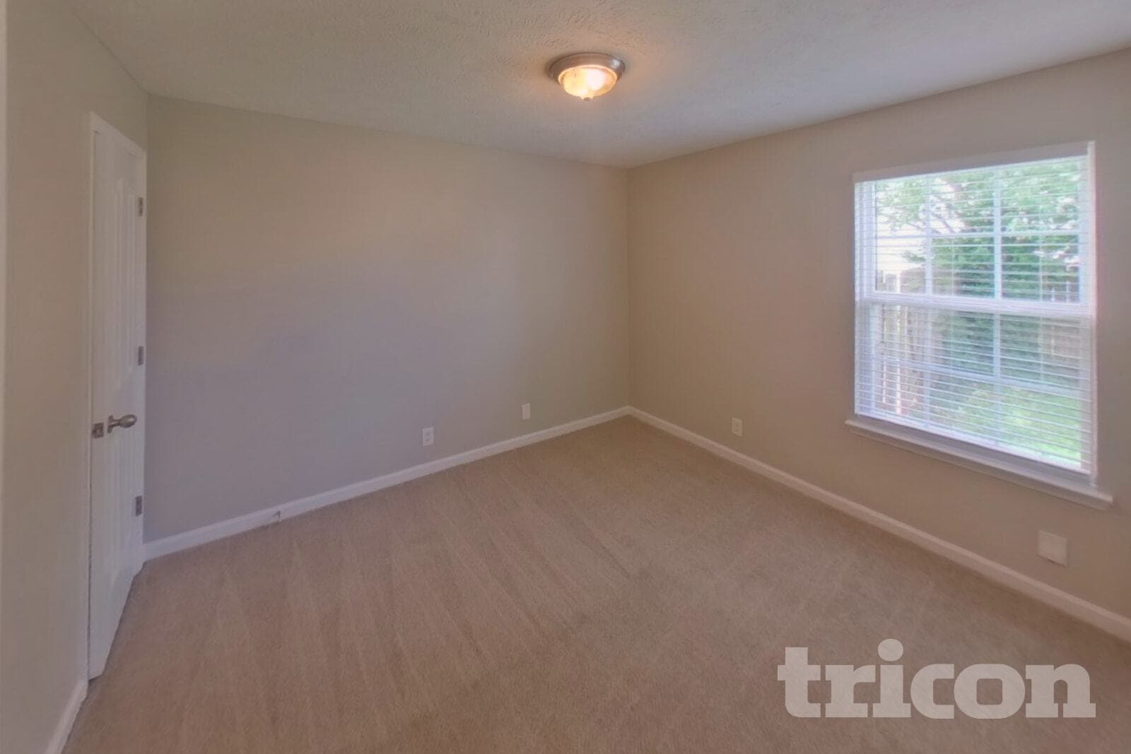 Building Photo - 3310 Perlino Dr