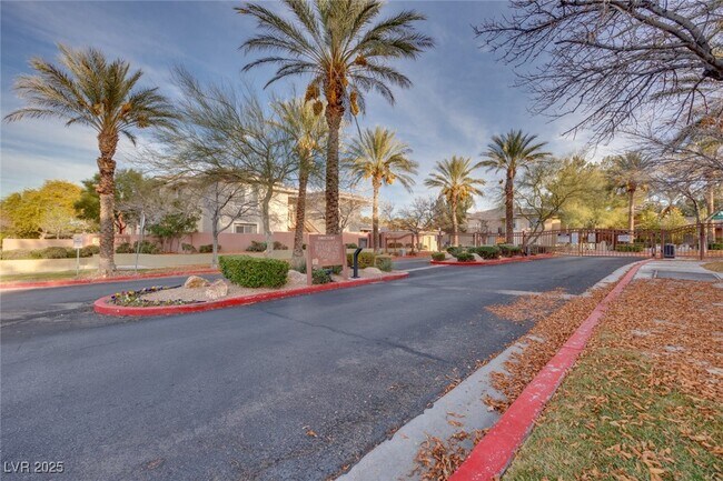 Building Photo - 1008 Domnus Ln