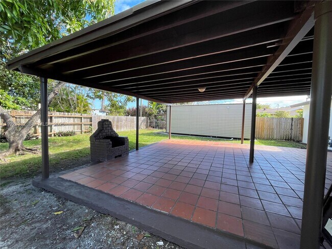 Building Photo - 9711 SW 162nd St