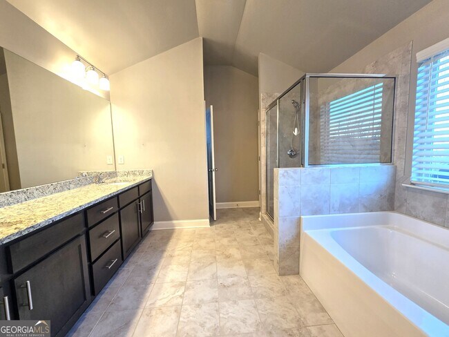 Building Photo - 1866 Castleberry Ln