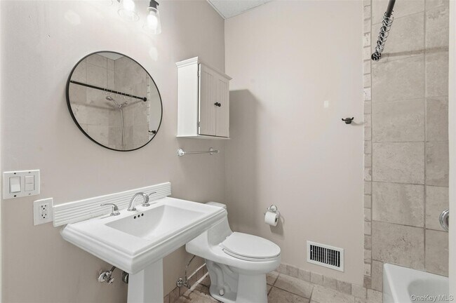 Building Photo - 248 Depew Ave