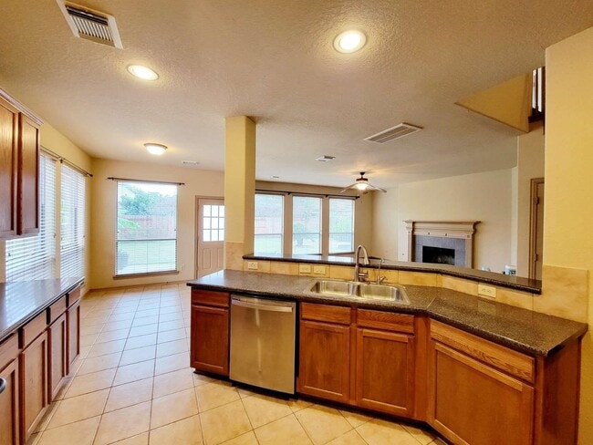 Building Photo - 23147 Enchanted Cactus Dr