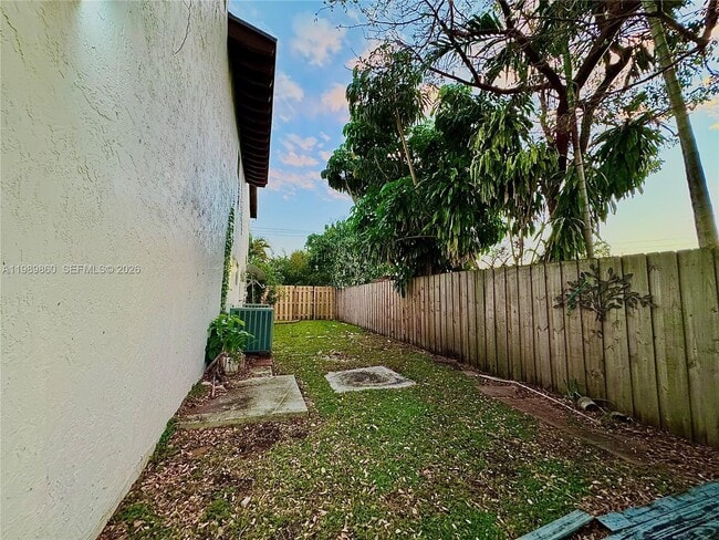 Building Photo - 3911 Farragut St