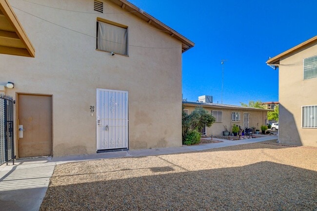 Building Photo - Completely Updated and Move-In Ready, 2 bedroom, 1 bath first floor unit!