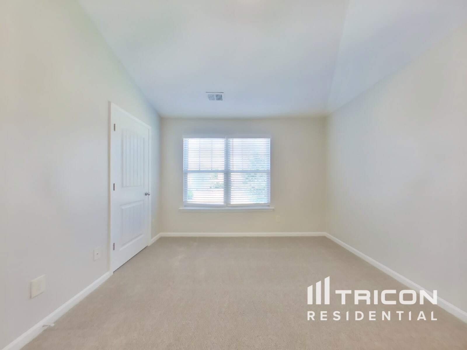 Building Photo - 147 Cherokee Reserve Cir
