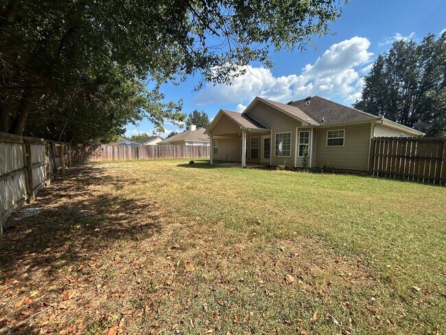 Building Photo - 5988 Vinemont Dr NW