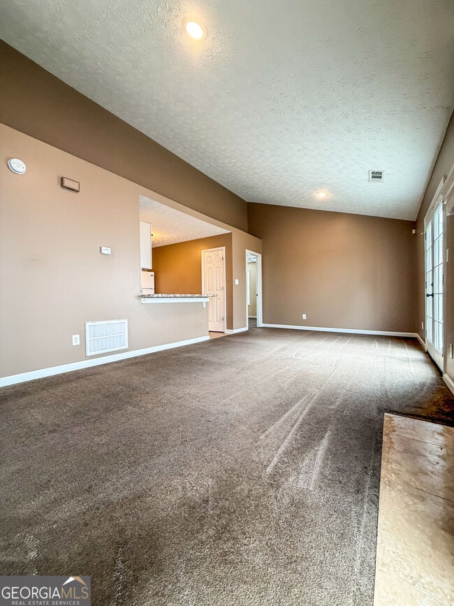 Building Photo - 2711 Highland Ridge NW