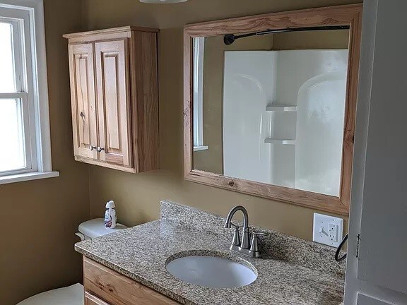 Bathroom - 1806 Eastview Dr