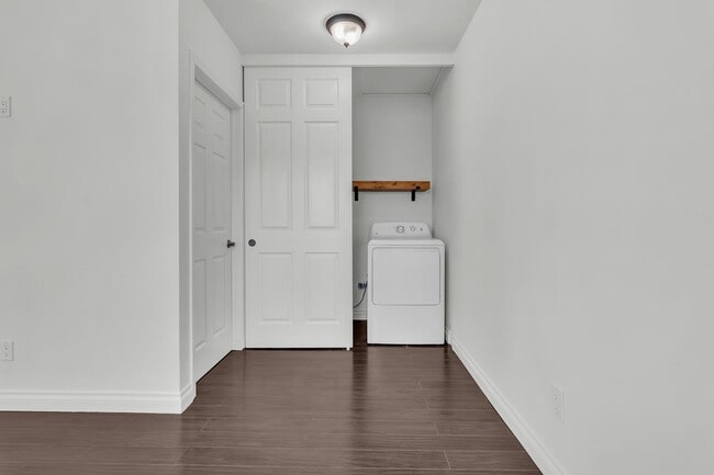 Building Photo - 4818 138th St