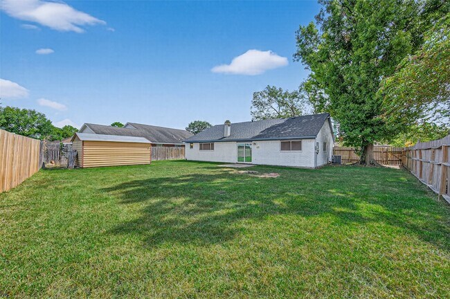 Building Photo - 6822 Dusty Dawn Dr