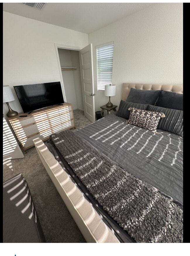 Building Photo - 2295 Iron Point Rd