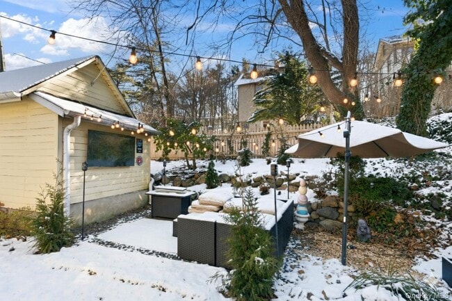 Building Photo - 15 Hicks St