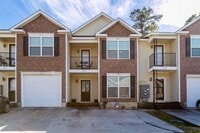 Building Photo - 2032 Reserve Ln