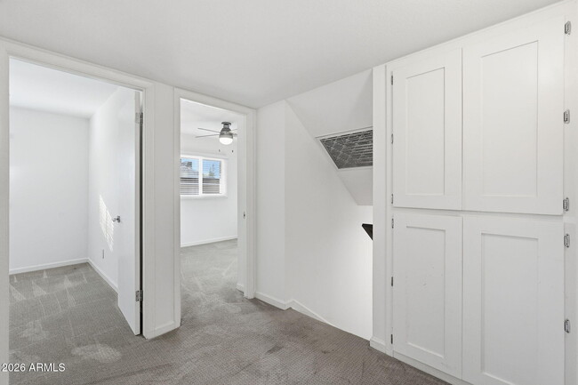 Building Photo - 6131 N Granite Reef Rd