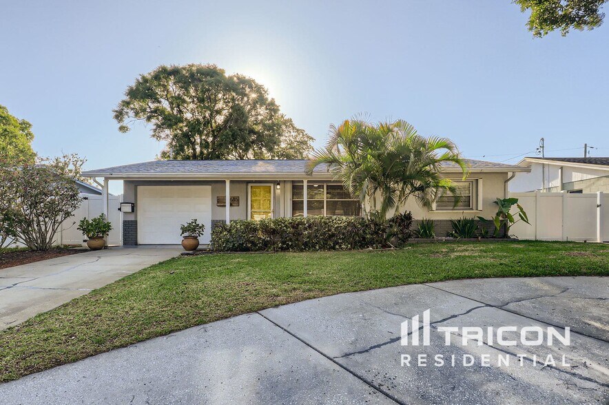 Building Photo - 6685 26th Way N