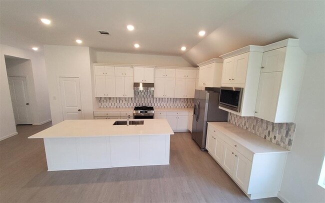 Building Photo - 6422 Seafoam Lake Dr