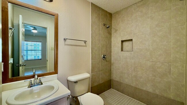 Building Photo - 201 Martingale