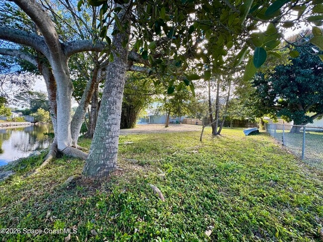 Building Photo - 540 Elliott Dr