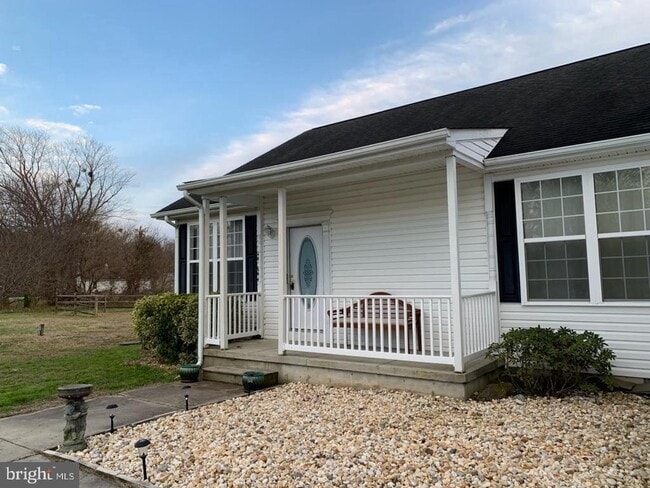 Building Photo - 26729 Bentley Pl