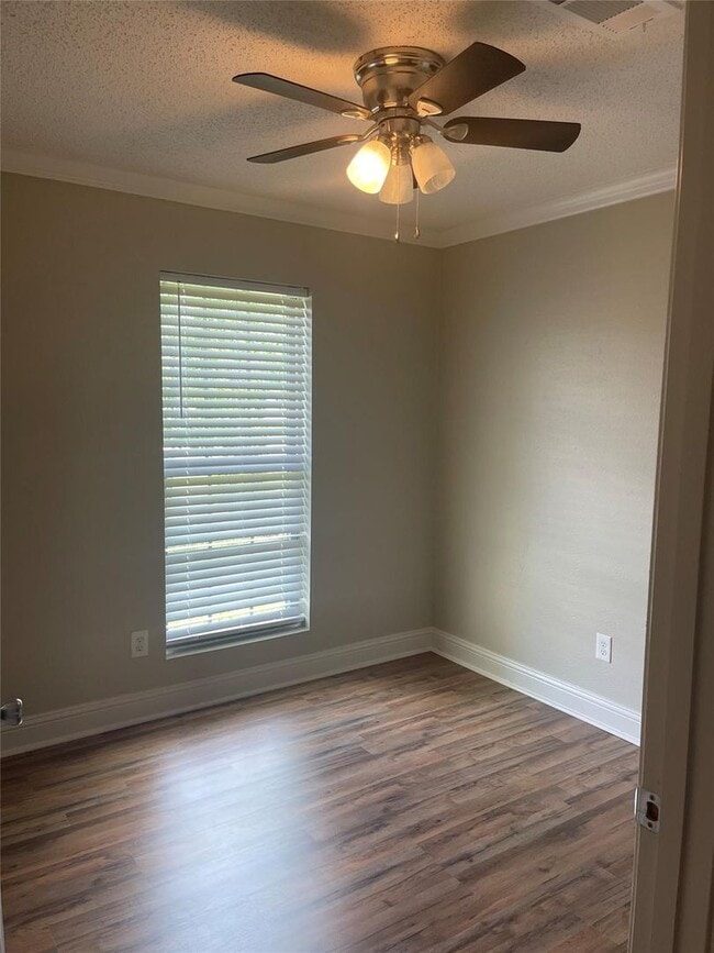 Building Photo - 4603 Shed Rd