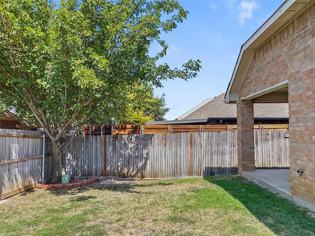Building Photo - 6220 Reddenson Dr