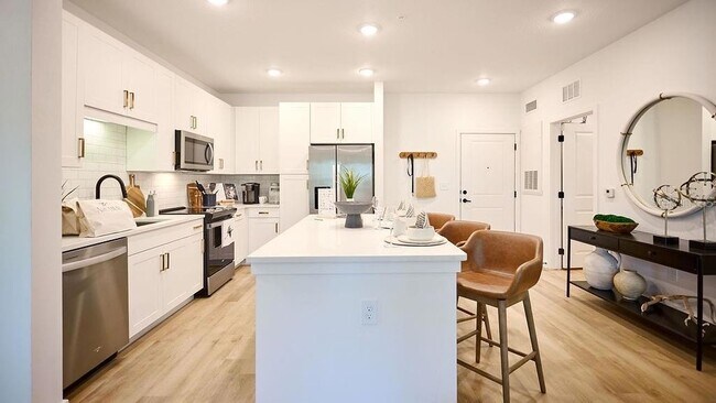 Building Photo - 9500 Grandtree Ave