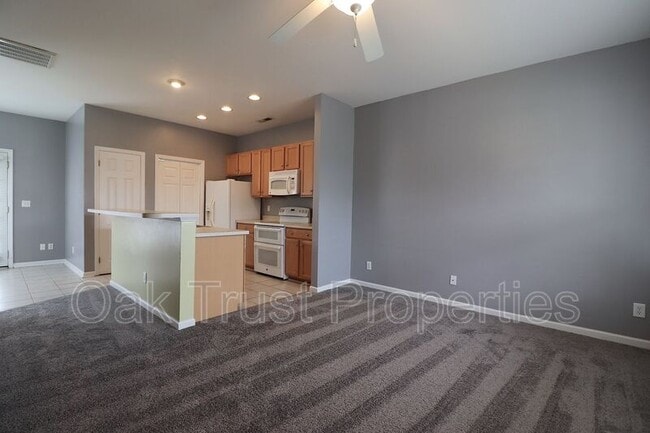 Building Photo - 210 Killarney Trail