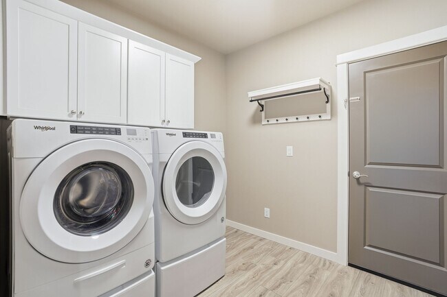 Building Photo - 4268 May Ella Lp