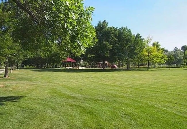 Building Photo - Charming 4-Bedroom Home in Prime Location!